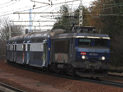 La BB 7601 Transilien à Sèvres (18/01/2015)